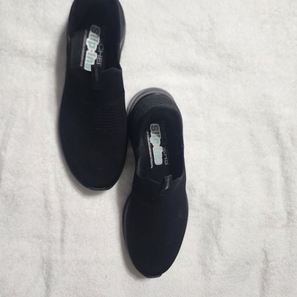 Skechers Black Sneakers Comfortable Stylish Footwear